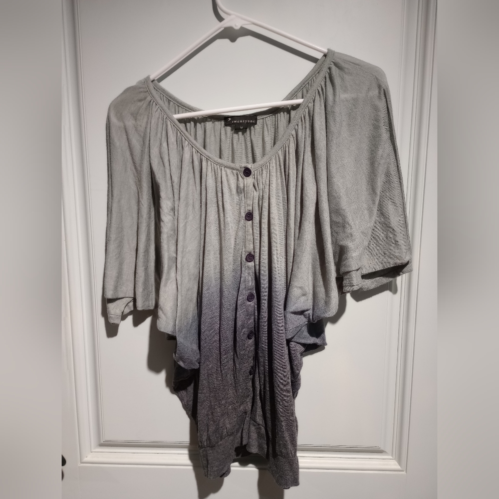 Forever 21 women's ombre grey purple flared arm top size medium